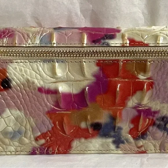 NWT! RARE Brahmin Melbourne Ady Croc Embossed Leather Slim Wallet FIESTA!!!